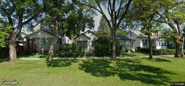 Larawan ng 225 Kildare Avenue W sa Winnipeg, Manitoba