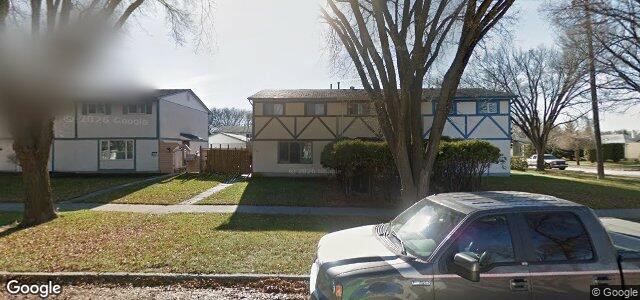 Larawan ng 228 Thom Avenue W sa Winnipeg, Manitoba