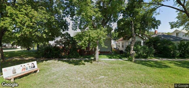 Larawan ng 229 Kildare Avenue W sa Winnipeg, Manitoba