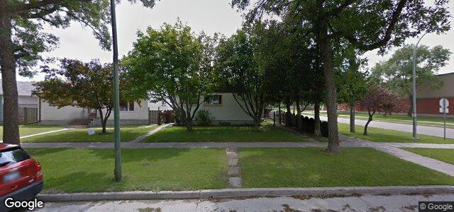 Larawan ng 230 Horton Avenue W sa Winnipeg, Manitoba