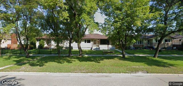 Larawan ng 313 Kildare Avenue W sa Winnipeg, Manitoba