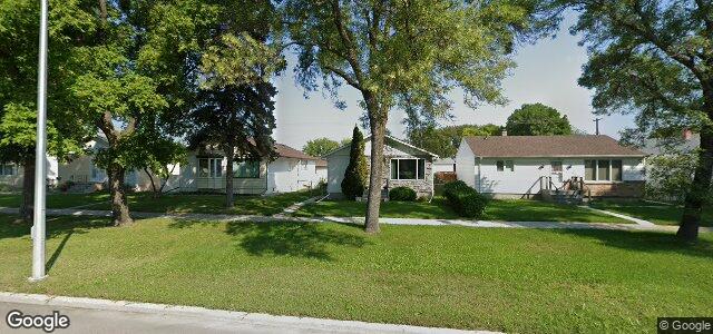 Larawan ng 329 Kildare Avenue W sa Winnipeg, Manitoba