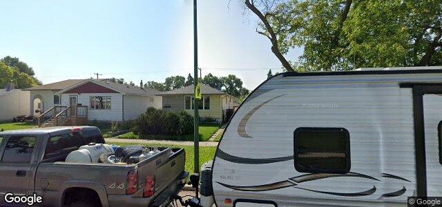 Larawan ng 334 Harold Avenue W sa Winnipeg, Manitoba