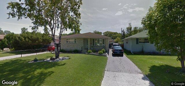 Larawan ng 34 Cloverdale Crescent sa Winnipeg, Manitoba