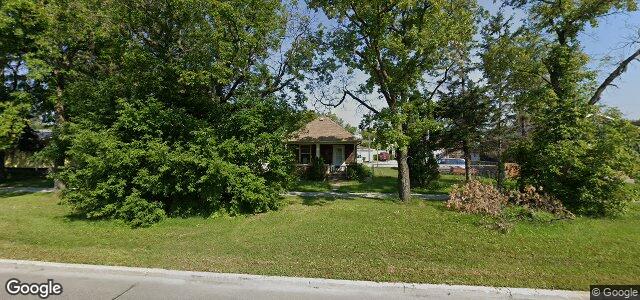 Larawan ng 345 Kildare Avenue W sa Winnipeg, Manitoba