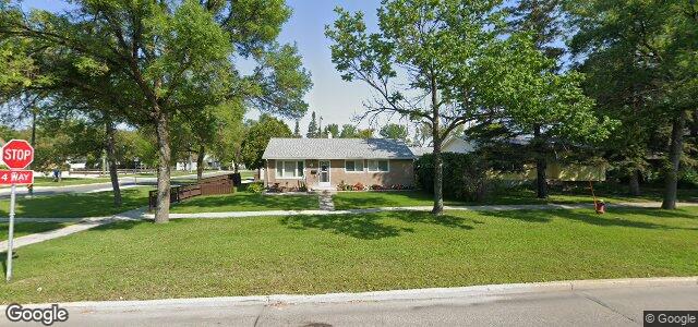 Larawan ng 357 Kildare Avenue W sa Winnipeg, Manitoba