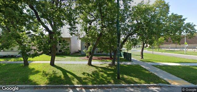 Larawan ng 360 Harold Avenue W sa Winnipeg, Manitoba