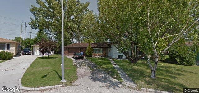 Larawan ng 37 Burnaby Bay sa Winnipeg, Manitoba