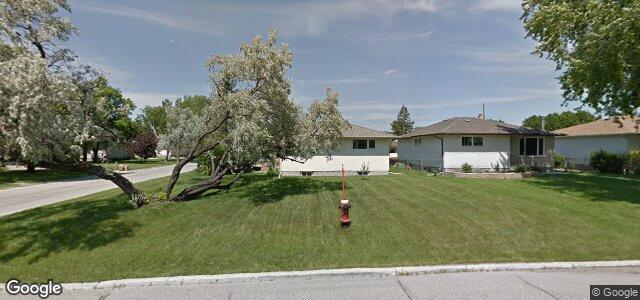 Larawan ng 39 Cloverdale Crescent sa Winnipeg, Manitoba