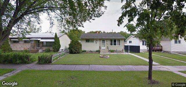 Larawan ng 411 Newman Avenue W sa Winnipeg, Manitoba