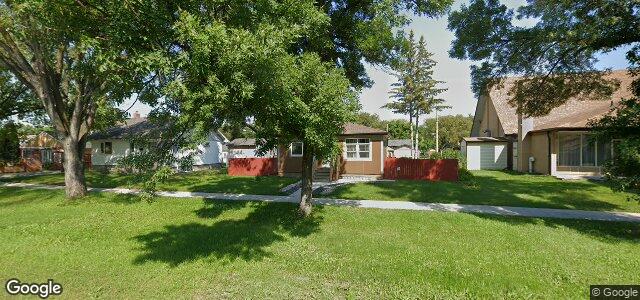 Larawan ng 413 Kildare Avenue W sa Winnipeg, Manitoba