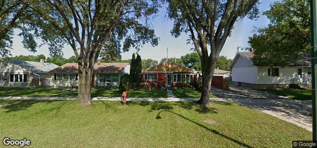 Larawan ng 419 Kildare Avenue W sa Winnipeg, Manitoba