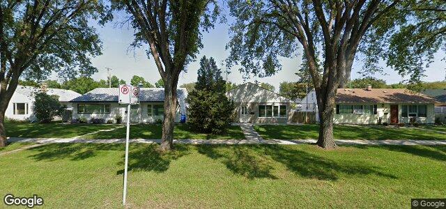 Larawan ng 427 Kildare Avenue W sa Winnipeg, Manitoba