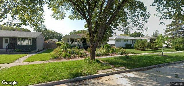 Larawan ng 428 Edward Avenue W sa Winnipeg, Manitoba