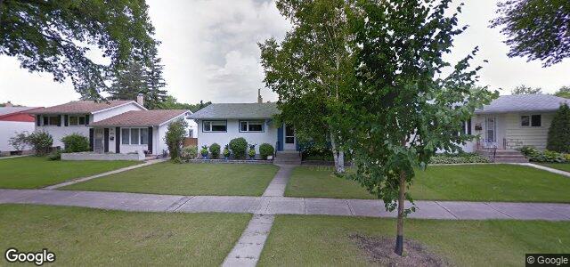 Photo of 429 Newman Avenue W in Winnipeg, Manitoba