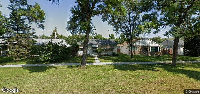 Larawan ng 441 Kildare Avenue W sa Winnipeg, Manitoba