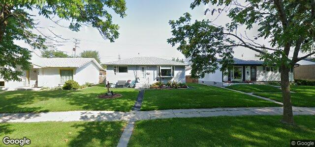Larawan ng 445 Edward Avenue W sa Winnipeg, Manitoba