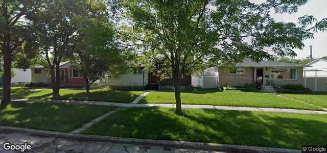 Larawan ng 448 Edward Avenue W sa Winnipeg, Manitoba