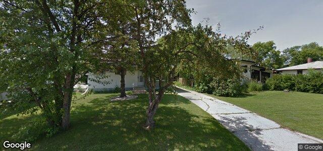 Larawan ng 50 Burnaby Bay sa Winnipeg, Manitoba