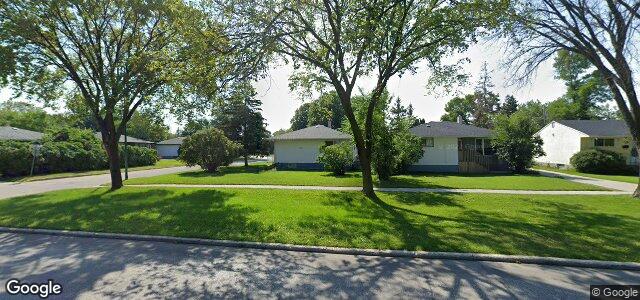 Larawan ng 514 Kildare Avenue W sa Winnipeg, Manitoba