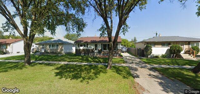 Larawan ng 521 Kildare Avenue W sa Winnipeg, Manitoba