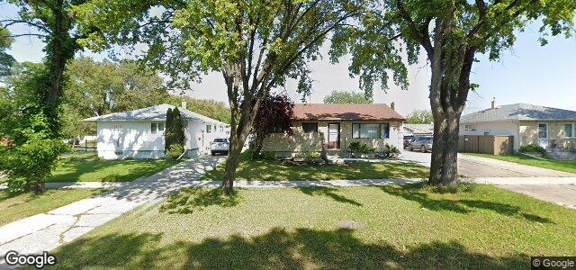 Larawan ng 525 Kildare Avenue W sa Winnipeg, Manitoba