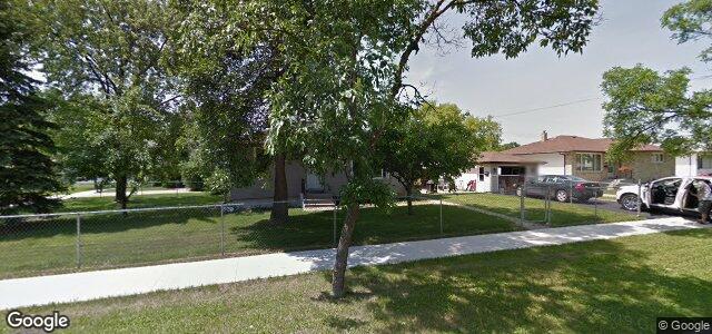 Larawan ng 529 Kildare Avenue W sa Winnipeg, Manitoba