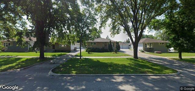 Larawan ng 530 Kildare Avenue W sa Winnipeg, Manitoba