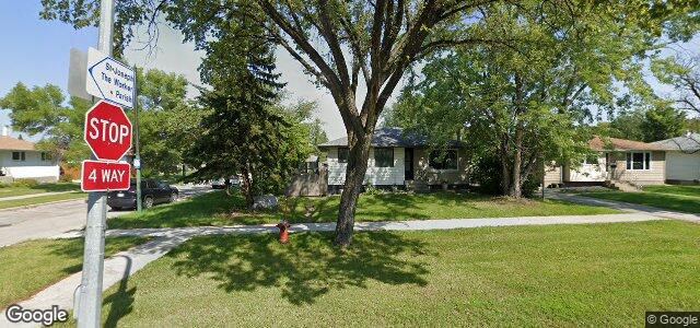 Larawan ng 535 Kildare Avenue W sa Winnipeg, Manitoba