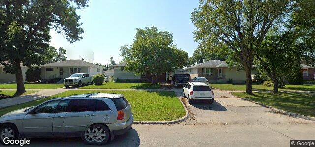 Larawan ng 544 Kildare Avenue W sa Winnipeg, Manitoba