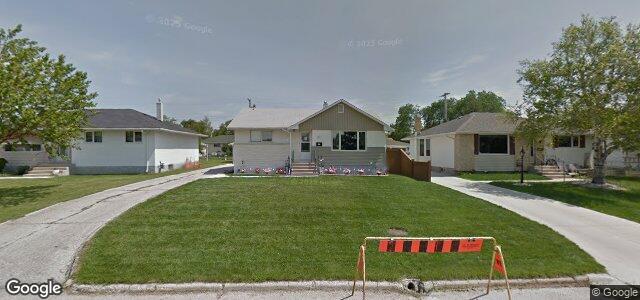 Larawan ng 61 Burnaby Bay sa Winnipeg, Manitoba