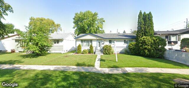 Larawan ng 7 Whiteshell Avenue sa Winnipeg, Manitoba