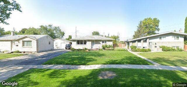 Larawan ng 75 Whiteshell Avenue sa Winnipeg, Manitoba