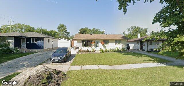 Larawan ng 87 Whiteshell Avenue sa Winnipeg, Manitoba