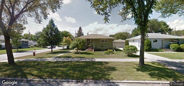 Larawan ng 901 Brewster Street sa Winnipeg, Manitoba