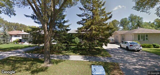 Larawan ng 906 Brewster Street sa Winnipeg, Manitoba