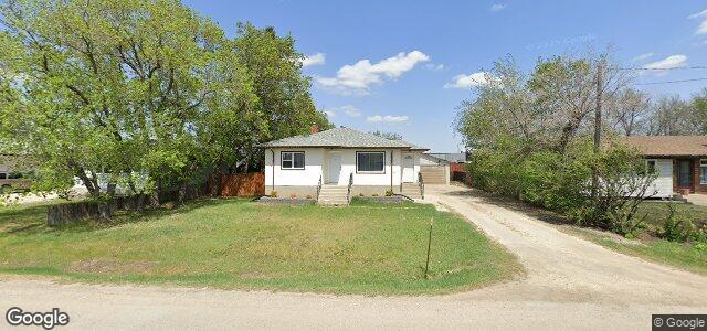 Larawan ng 1111 Pandora Avenue W sa Winnipeg, Manitoba