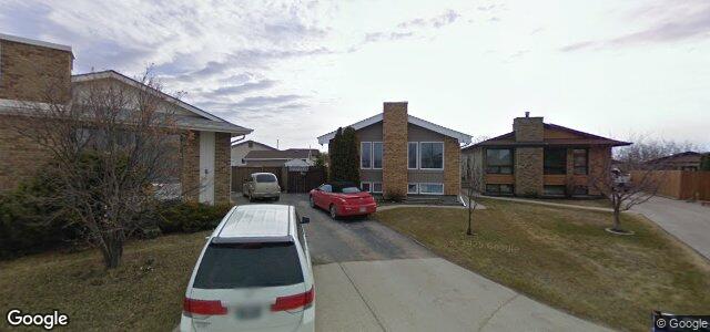 Larawan ng 10 Julien Place sa Winnipeg, Manitoba