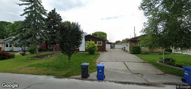 Larawan ng 106 Dubois Place sa Winnipeg, Manitoba