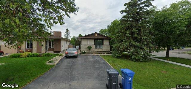 Larawan ng 107 Delorme Bay sa Winnipeg, Manitoba