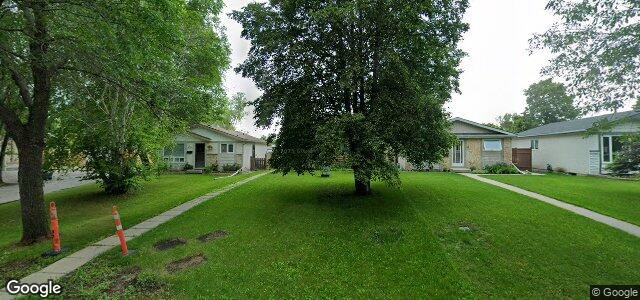 Photo of 11 Champagne Crescent in Winnipeg, Manitoba