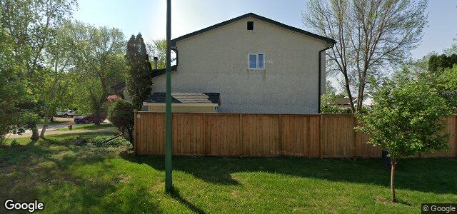 Larawan ng 114 Laurent Drive sa Winnipeg, Manitoba