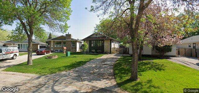 Larawan ng 121 Laurent Drive sa Winnipeg, Manitoba