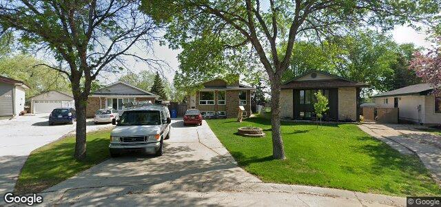 Larawan ng 125 Laurent Drive sa Winnipeg, Manitoba
