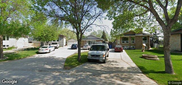 Larawan ng 129 Laurent Drive sa Winnipeg, Manitoba