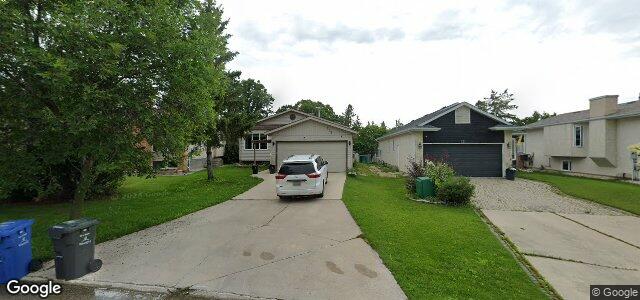 Larawan ng 135 Bellemer Drive sa Winnipeg, Manitoba