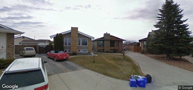 Larawan ng 14 Julien Place sa Winnipeg, Manitoba