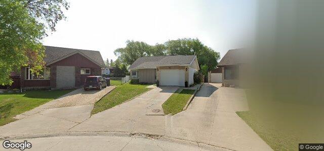 Larawan ng 18 Laurent Place sa Winnipeg, Manitoba