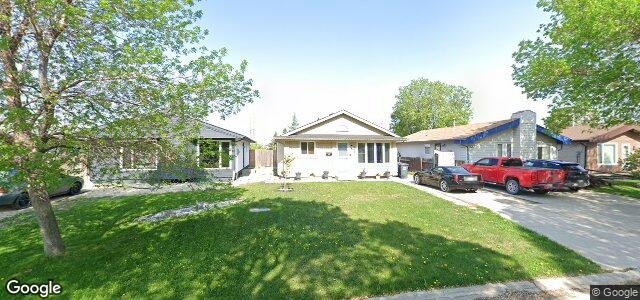 Larawan ng 201 Laurent Drive sa Winnipeg, Manitoba