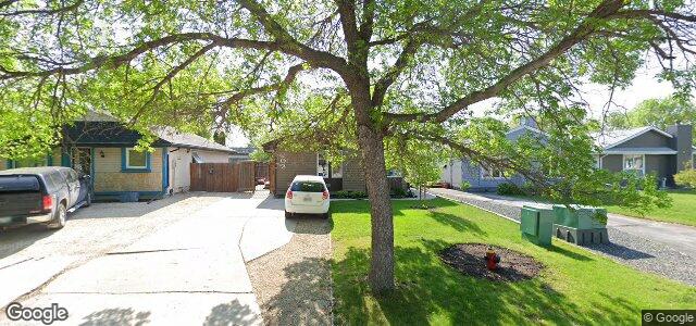 Larawan ng 202 Laurent Drive sa Winnipeg, Manitoba